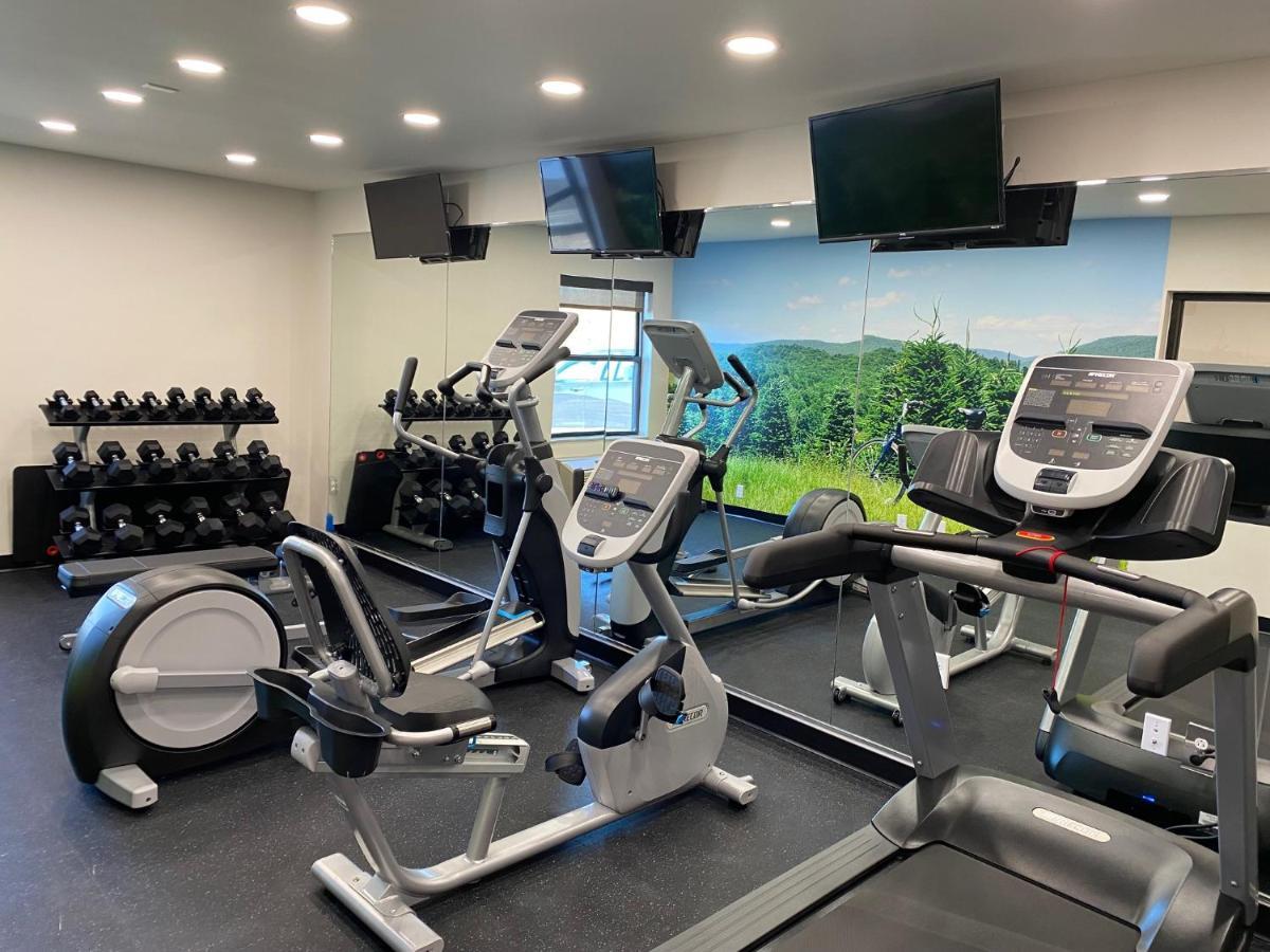 Hotel Clarion Pointe Abingdon Esterno foto