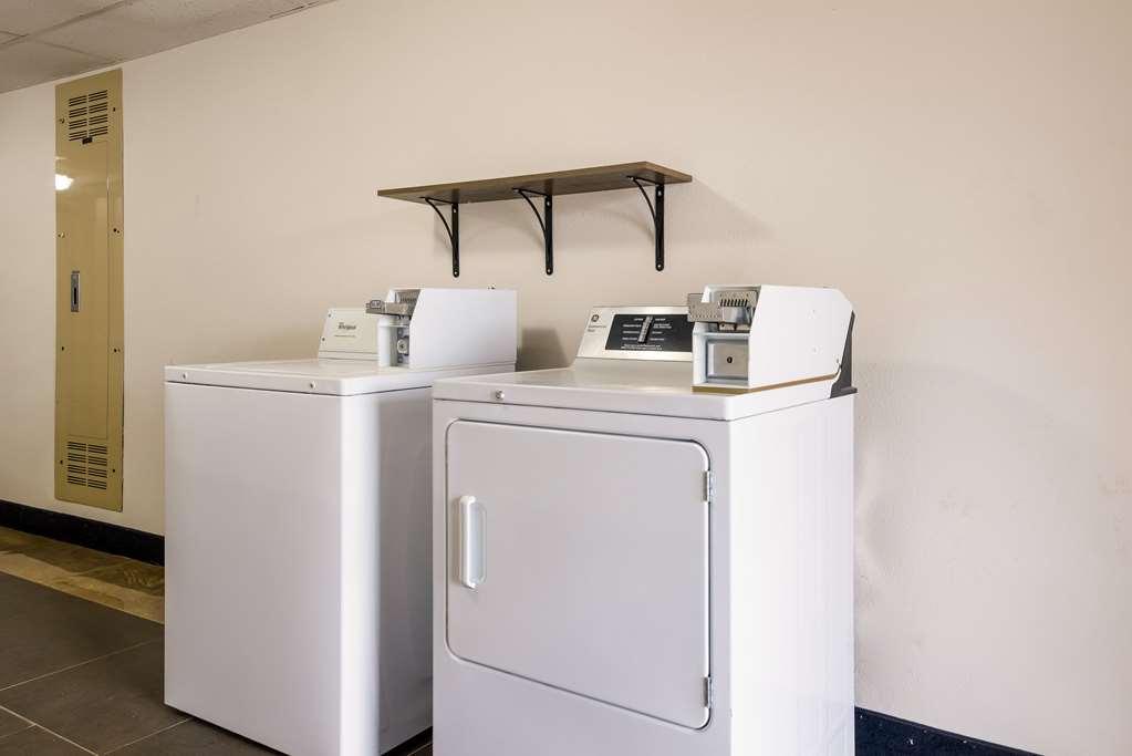 Hotel Clarion Pointe Abingdon Esterno foto
